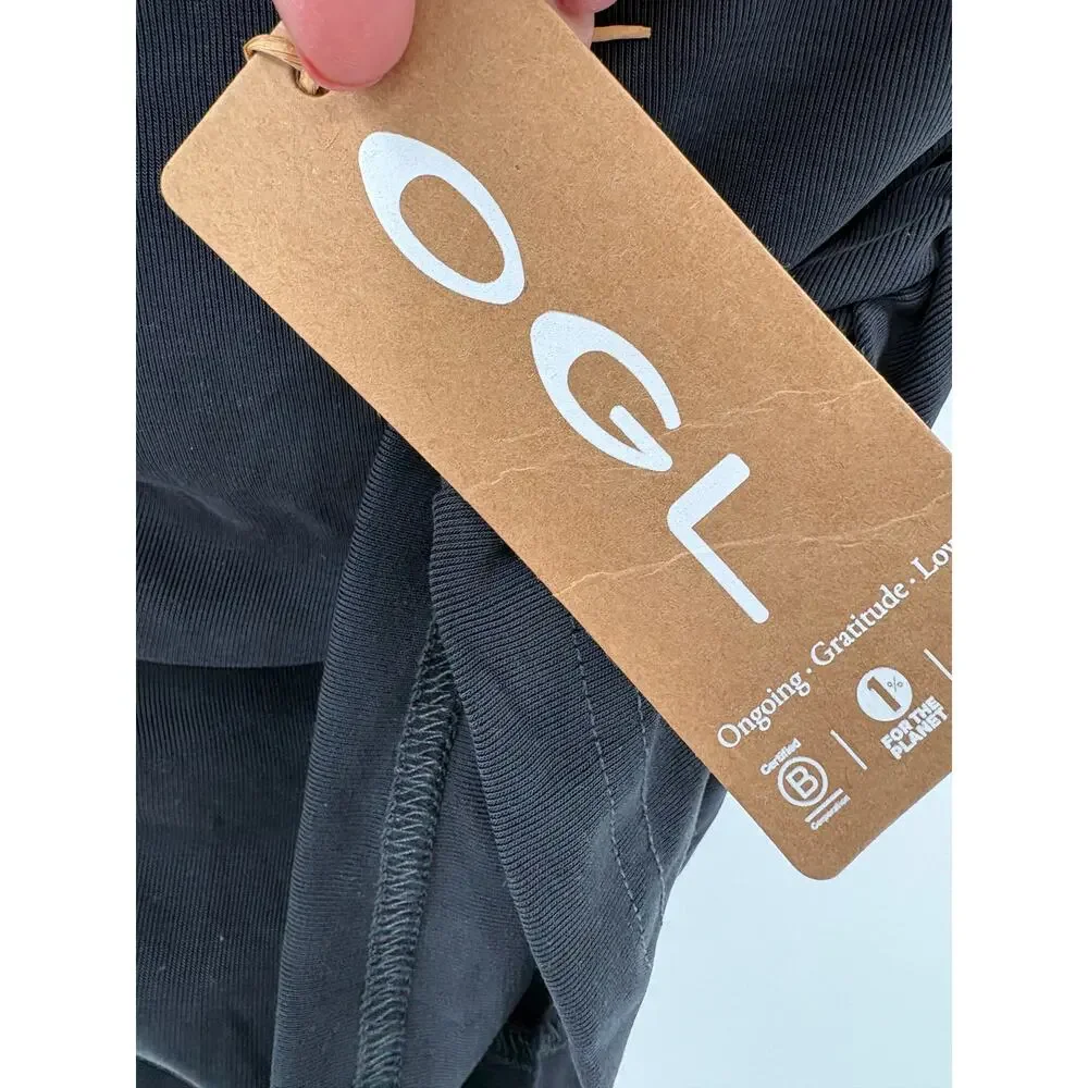 ue - Picture 3 of 15